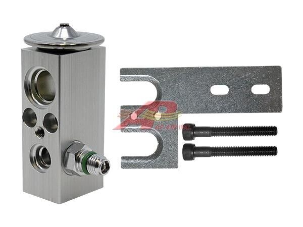 1696846C3, 2503783C91 International Expansion Valve W/ Bracket - 1 Year Warranty