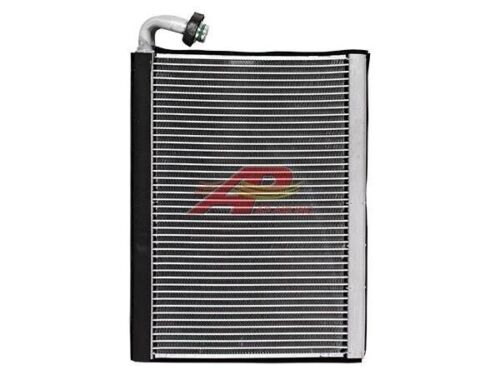 New Holland/Kobelco Evaporator YN20M00107S020 Fits Excavators - 1 Year Warranty